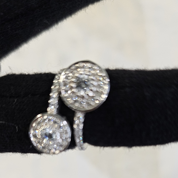 Diamond Ring - Picture 4 of 8